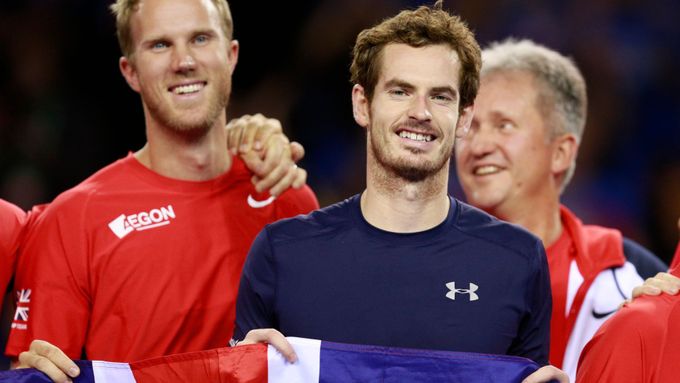 Andy Murray slaví postup do finále Davis Cupu