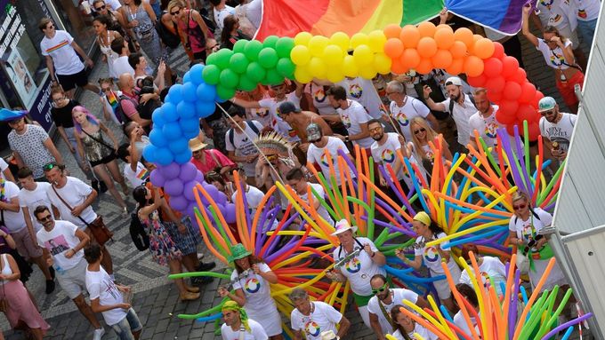 Letošní průvod Prague Pride.
