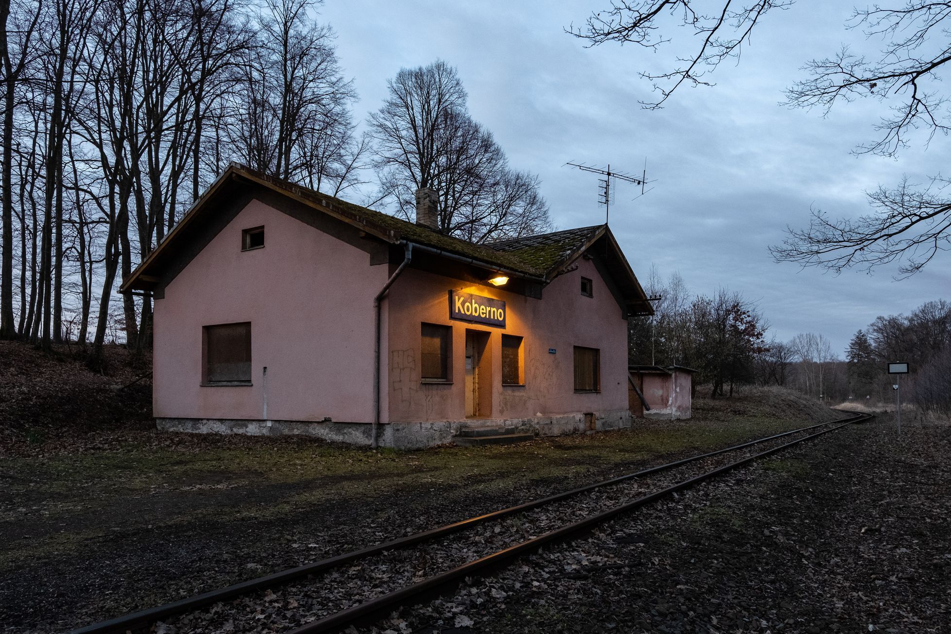 Fotografický průvodce po mizejících a zapomenutých místech českého Slezska, kniha, Ondřej Durczak, ITF, Magazín