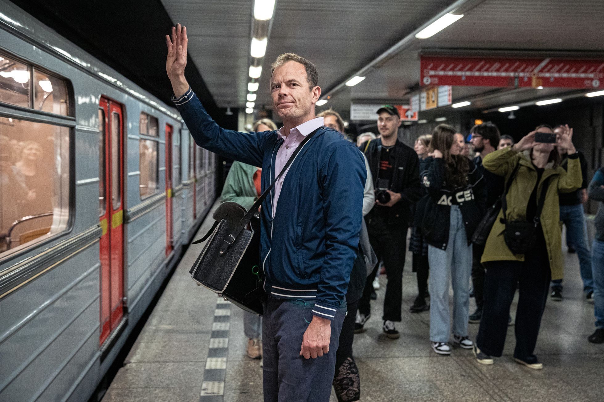 Půlnoční divadelní představení v pražském metru o jeho vzniku, festival příští vlna/next wave, soubor Krutý krtek