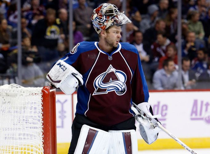 NHL: Vancouver Canucks vs. Colorado Avalanche (Varlamov)