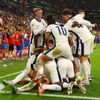 Angličané slaví gól v osmifinále Eura 2024 Anglie - Slovensko