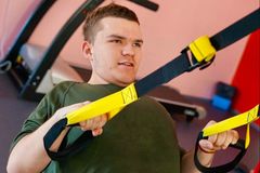 Vážil přes 100 kilo, šikanu zažil i od trenéra. Příběh chlapce, který se vzepřel