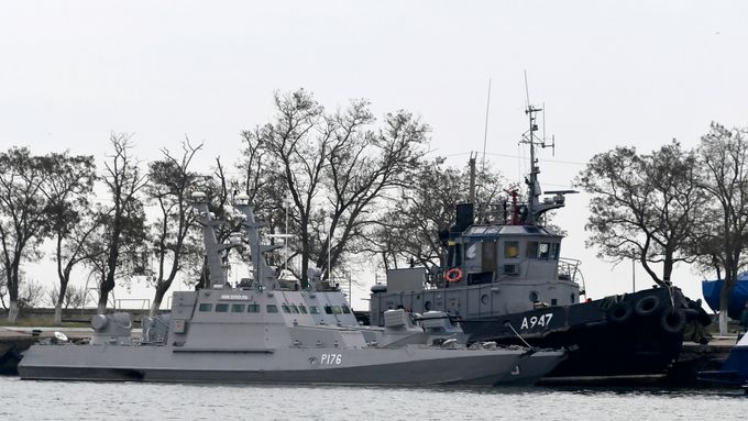Lodní incident u Kerčského průlivu.