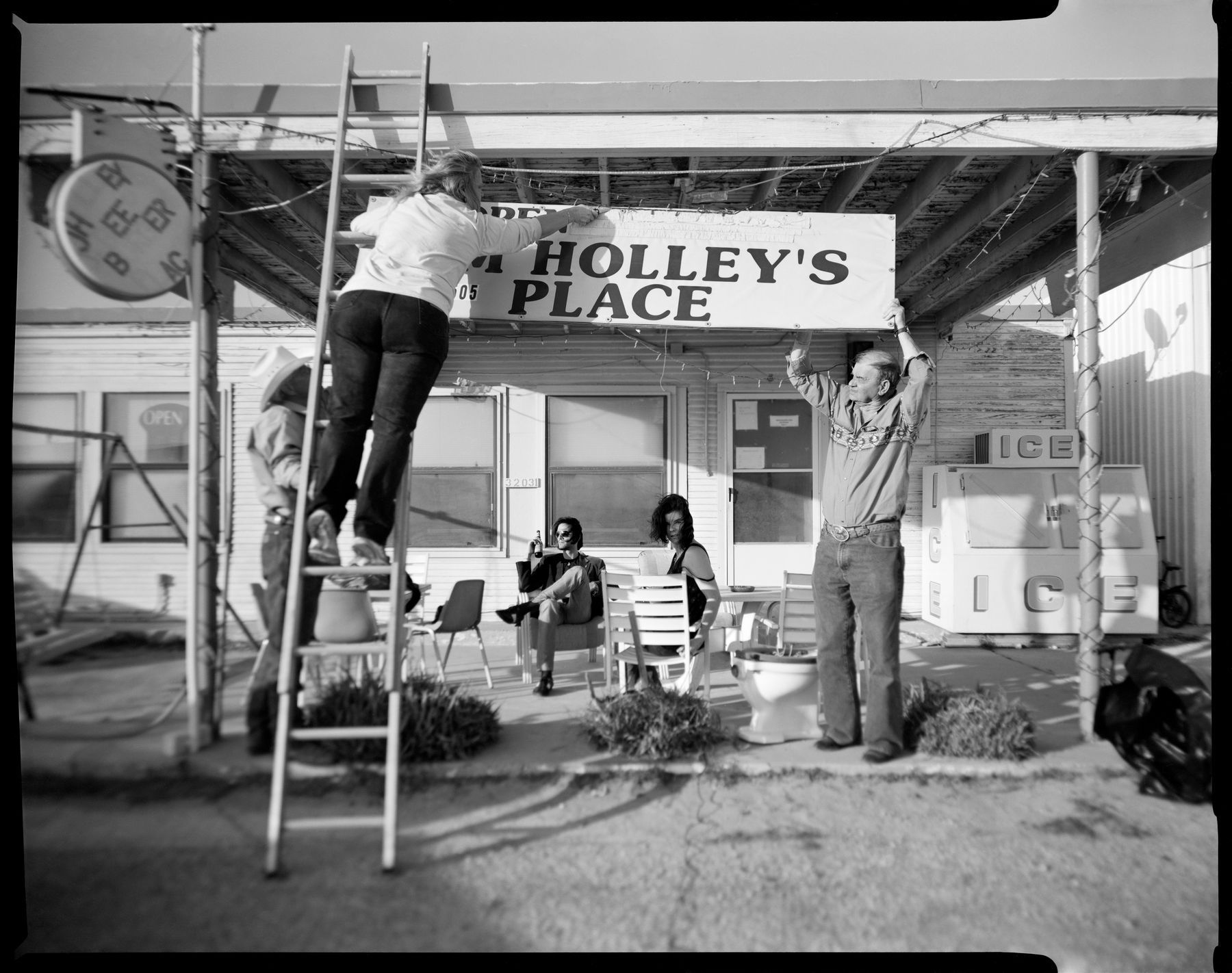 Skupinová výstava fotografek "SISTER OF A SISTER OF A SISTER" v Leica Gallery