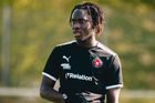 Talent, lež a skandál. Africký hráč se omladil o šest let, už není "zázračné dítě"
