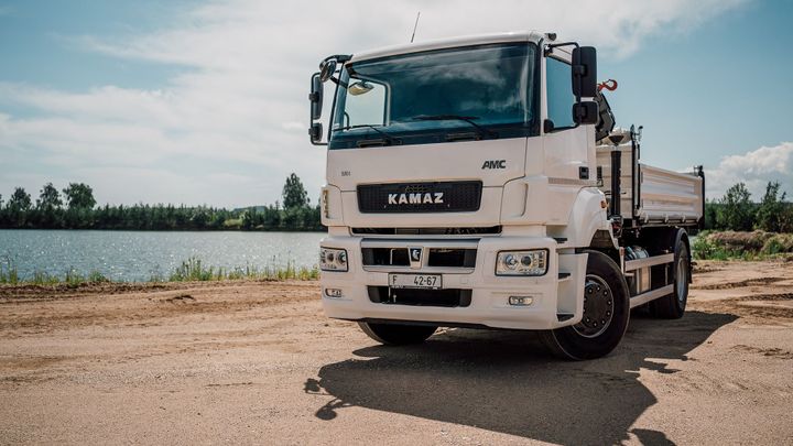 Německý Daimler ukončí spolupráci s ruským Kamazem. Ten vyrábí i obrněnce pro armádu; Zdroj foto: Tomáš Kopečný