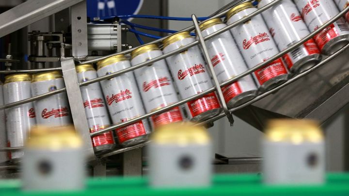 Budvar zdraží o pět až osm procent. U baleného piva půjde až o dvě koruny
