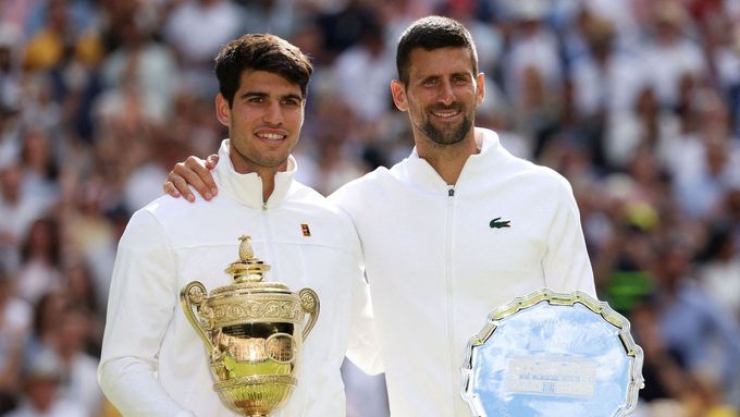 Carlos Alcaraz a Novak Djokovič.