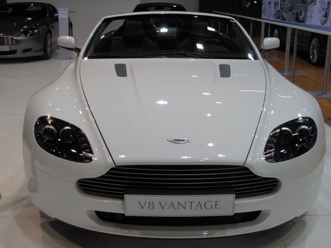 V8 Vantage na brněnském Autosalonu.