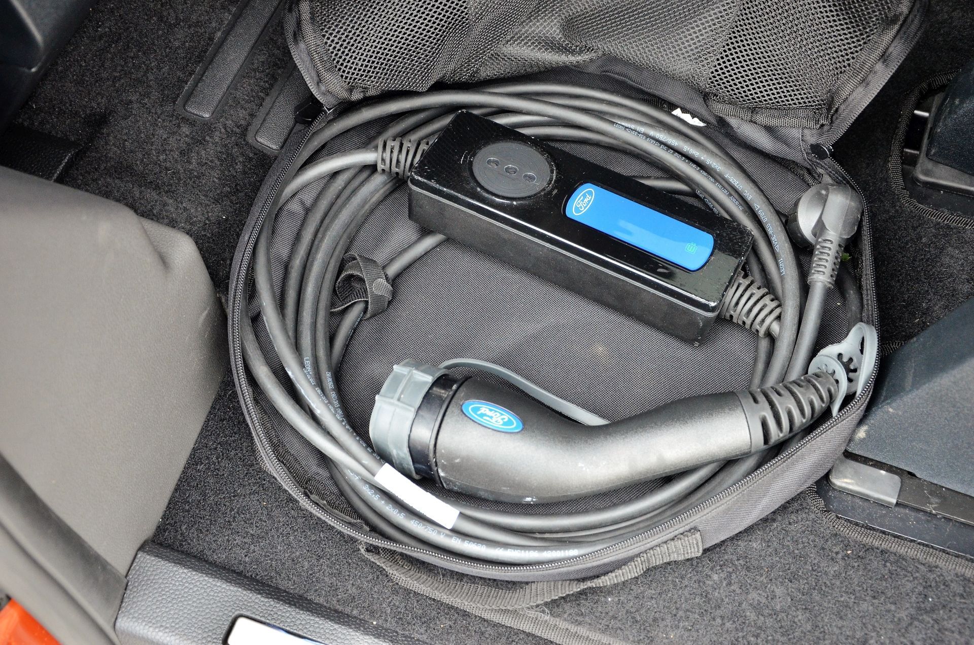 Ford Tourneo Connect PHEV