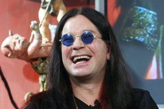 "Ozzyho k nám pašovali kamioňáci.“ Black Sabbath režim nesnášel, Češi je zbožňovali