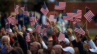 39. ročník Ryder Cupu, souboje mezi golfovou Evropou a Spojenými státy americkými, se letos koná v Medinah Club Centre ve státě Ilionois, takže není divu, že americké barvy mají kolem greenu převahu.