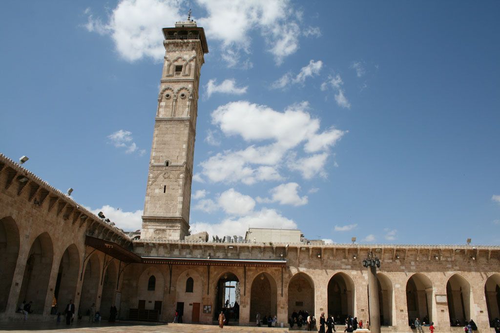 Mešita v Aleppu před zničením