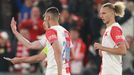 Slávisté s pokyny v posledních minutách zápasu 2. kola nadstavby F:L Slavia Praha - Viktoria Plzeň