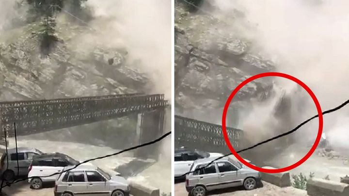 Valící se balvany shodily most jako domeček z karet, ukazují znepokojivé záběry; Zdroj foto: Newsflare