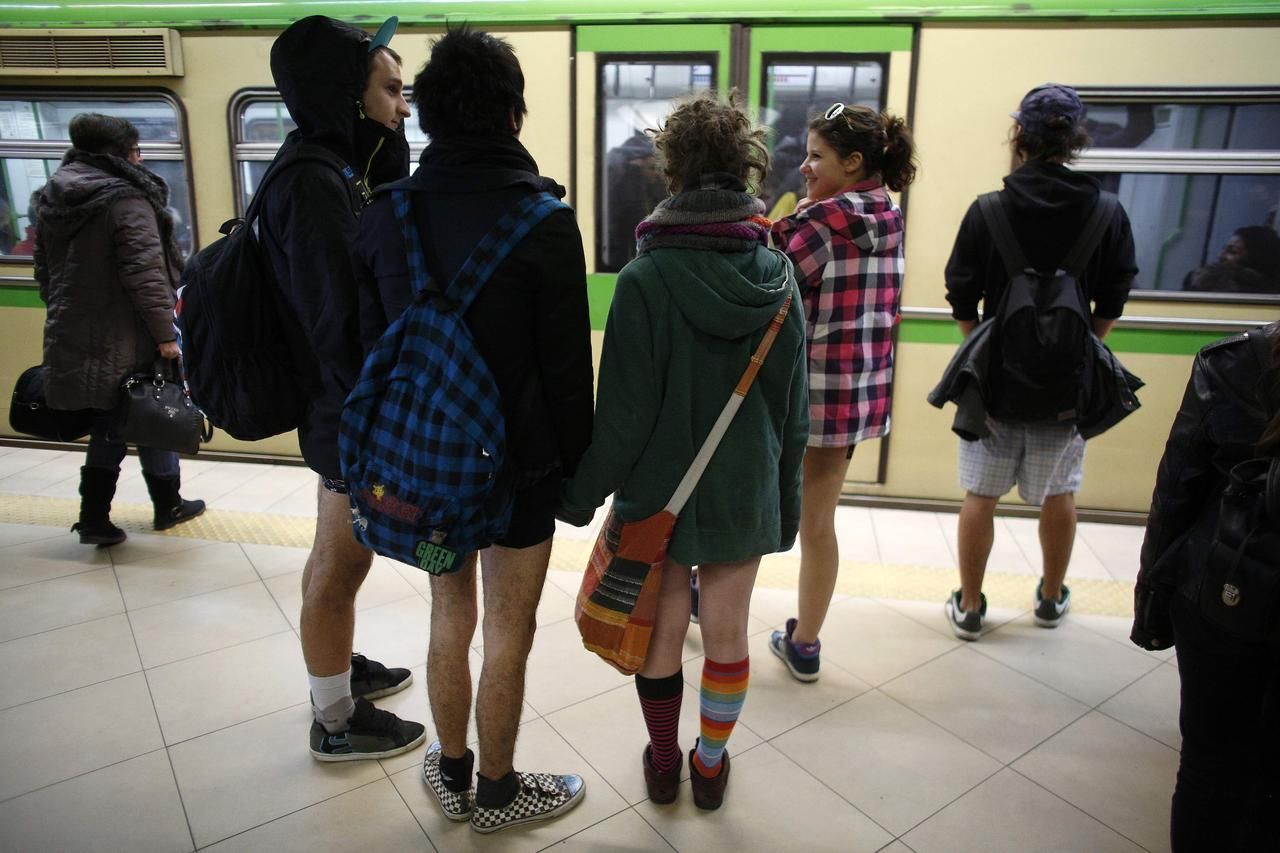 No Pants Subway Ride neboli jízda metrem bez kalhot