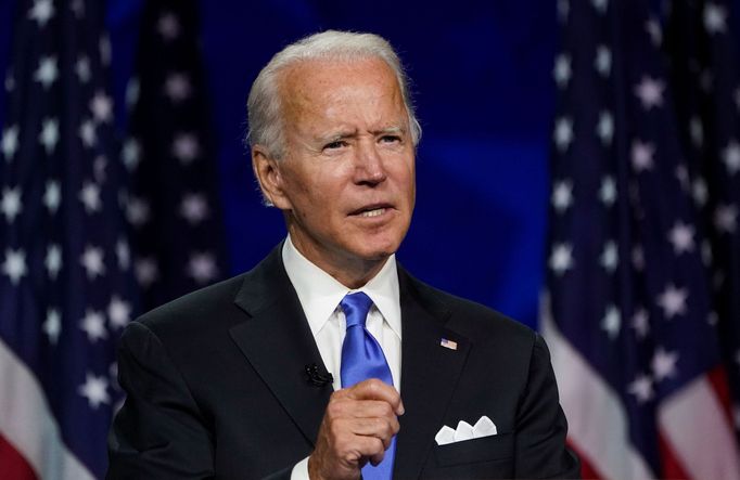 Joe Biden přijal nominaci Demokratické strany do souboje o Bílý dům.