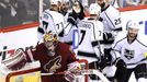 Radost hráčů Kings v zápase Phoenix Coyotes - Los Angeles Kings