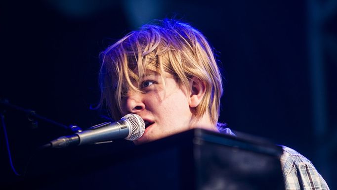 Tom Odell.