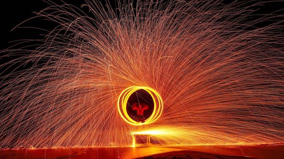 Škoda tyhle fotky minout: erupce radosti, zkrocené plameny i šálek za všechny peníze