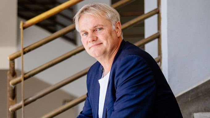 Profesor Christian Bjørnskov z Aarhuské univerzity,  jeden z nejuznávanějších odborníků na výzkum štěstí a společenské důvěry.