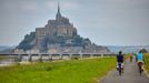 Klášter Mont-Saint-Michel ve francouzské Normandii byl postaven před 1000 lety.