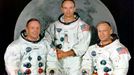 Oficiální snímek posádky Apollo 11. Zleva doprava Neil Armstrong, Michael Collins a Edward "Buzz" Aldrin.