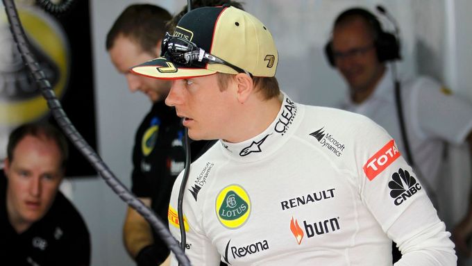 Kimi Räikkönen byl v pátek v Bahrajnu nejrychlejší.