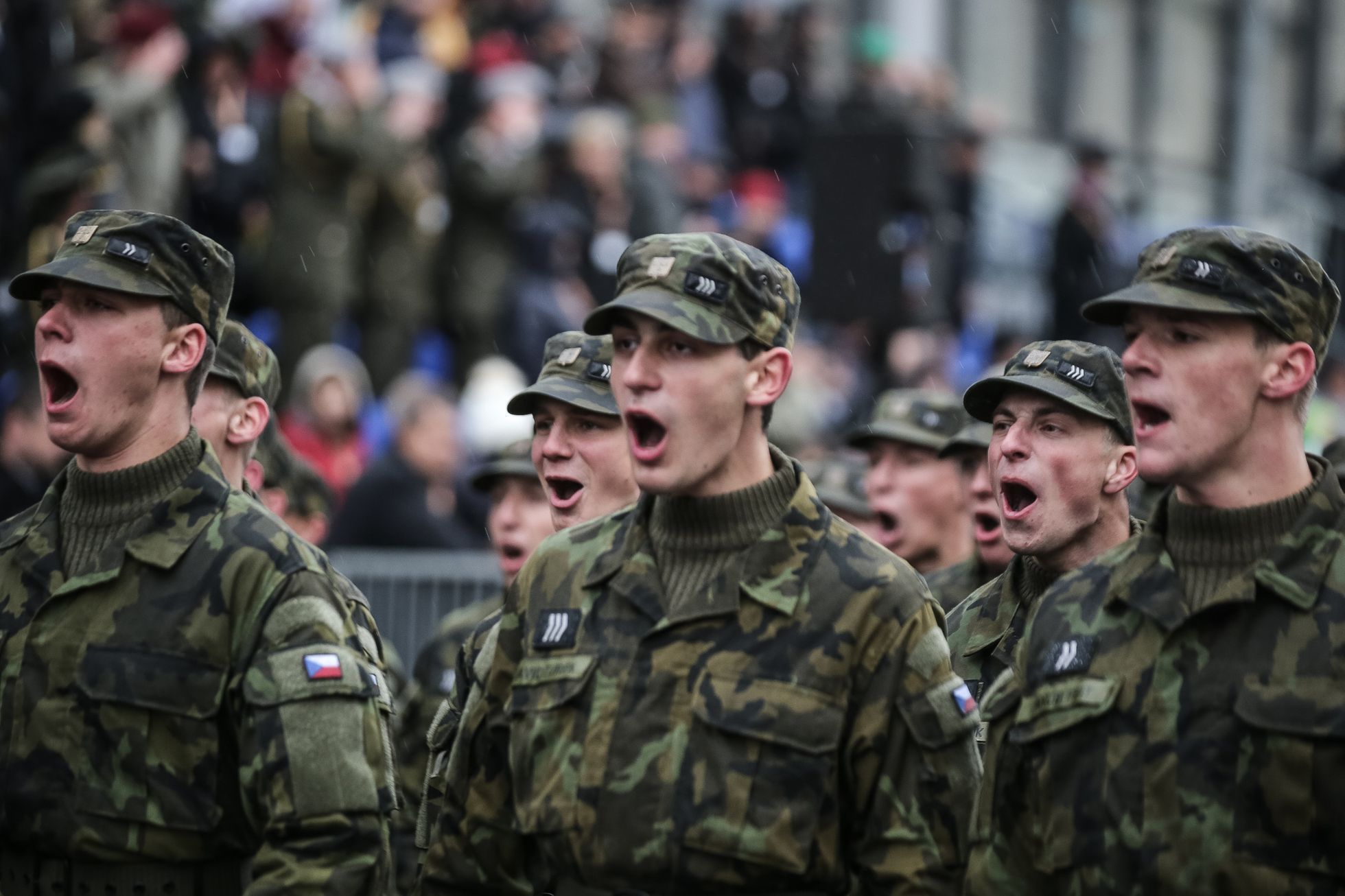 Vojenská přehlídka a pietní akt na Vítkově ke 100 letům Československa