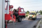 Řidič v Hlučíně narazil do mostu, na místě zemřel