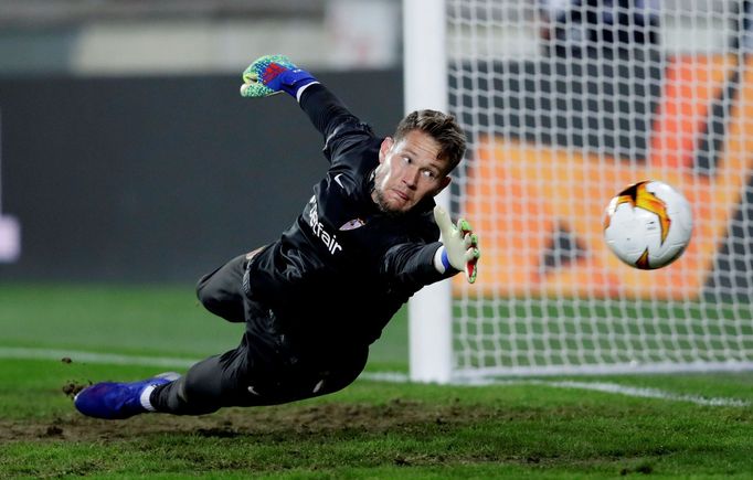 fotbal, Evropská liga 2018/2019, Slavia - FC Sevilla, brankář Tomáš Vaclík