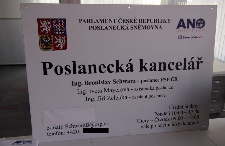 Kancelář poslance za ANO Bronislava Schwarze.