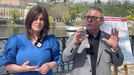Jana Maláčová a Lubomír Zaorálek při zahájení "referenda" na téma Bydlení nebo zbrojení.