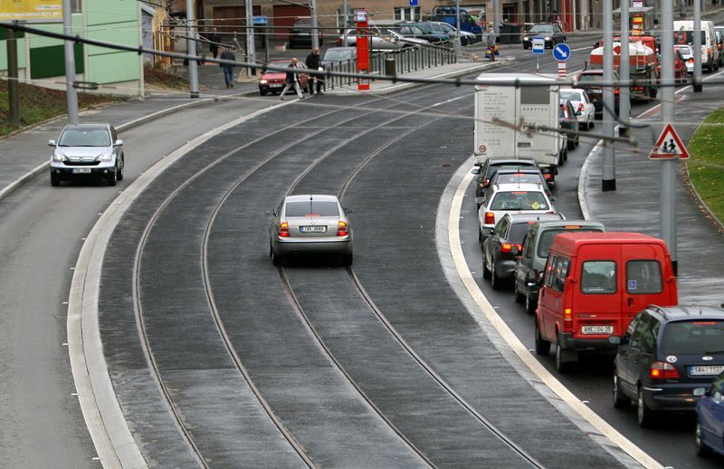 Tramvajová trať do Radlic
