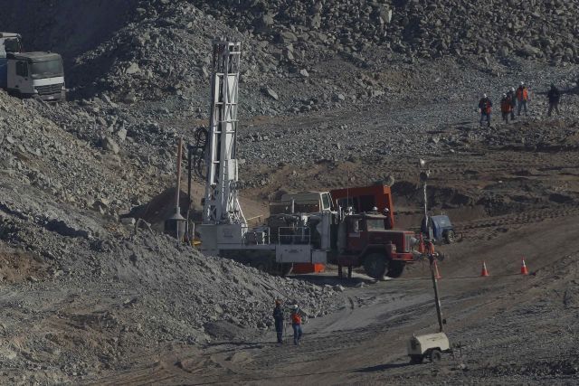 Chile důl horníci