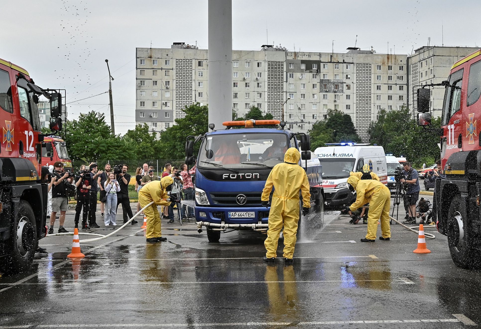 Nácvik opatření v případě úniku radiace v Záporoží 6