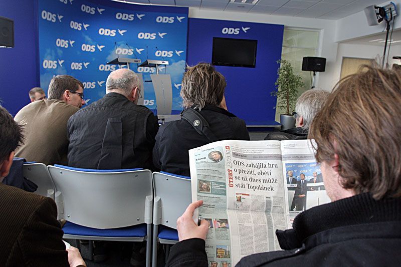 Novináři čekají na tiskovou konferenci ODS