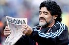 Maradona byl křehký člověk, fotbalový básník, vzpomíná papež. Sám byl "tvrdá noha"