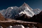 35 let nevylezená hora i nový Everest. Tady chtějí čeští horolezci přepsat historii