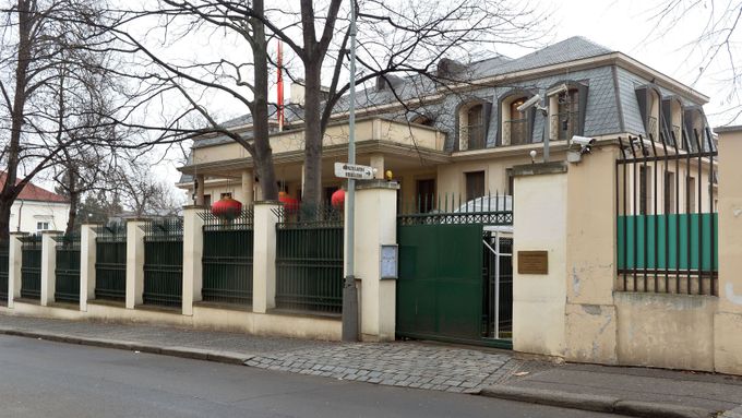 Čínská ambasáda v Praze