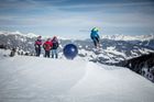 Na Salcbursku začíná lyžařská sezóna, jezdit se tu dá už od sedmi hodin ráno