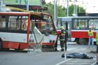 Tragická nehoda trolejbusu zatím nemá viníka
