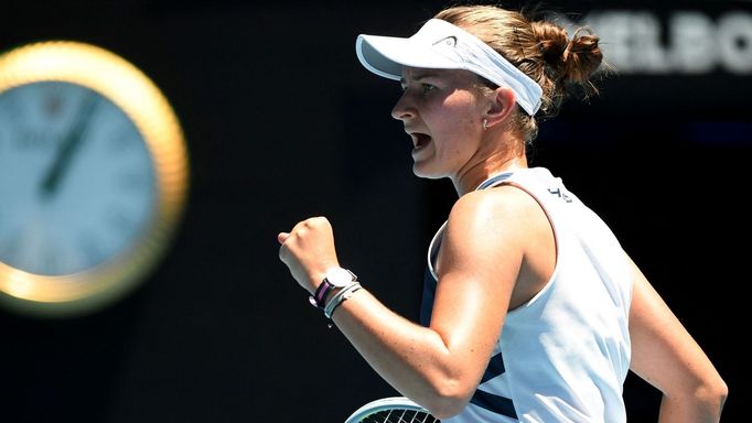 Barbora Krejčíková v osmifinále Australian Open 2022.