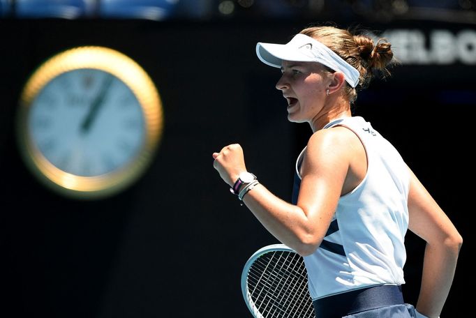 Barbora Krejčíková v osmifinále Australian Open 2022.