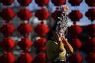 Asie vítá nový lunární rok, statisíce lidí v Číně jedou domů