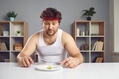 Pomůže půst k hubnutí, nebo je to celé nesmysl? Proč je odpírání jídla zase v módě