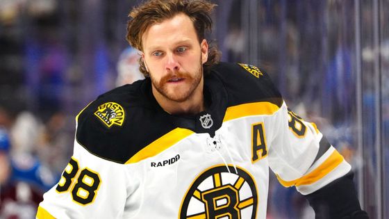 hokej NHL: Boston Bruins at Colorado Avalanche David Pastrňák