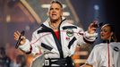 Zpěvák Robbie Williams během svého nedělního koncertu v pražské O2 areně.