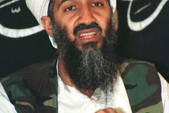 Kdo upevnil spojenectví bin Ládina a Talibanu? USA